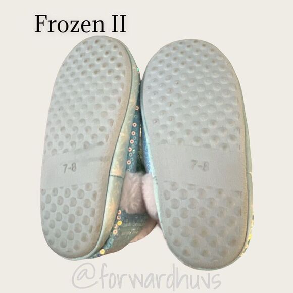 Frozen II - 2 Pair Sequin Kids Booties and Slippers Size 7/8 - Picture 10 of 12